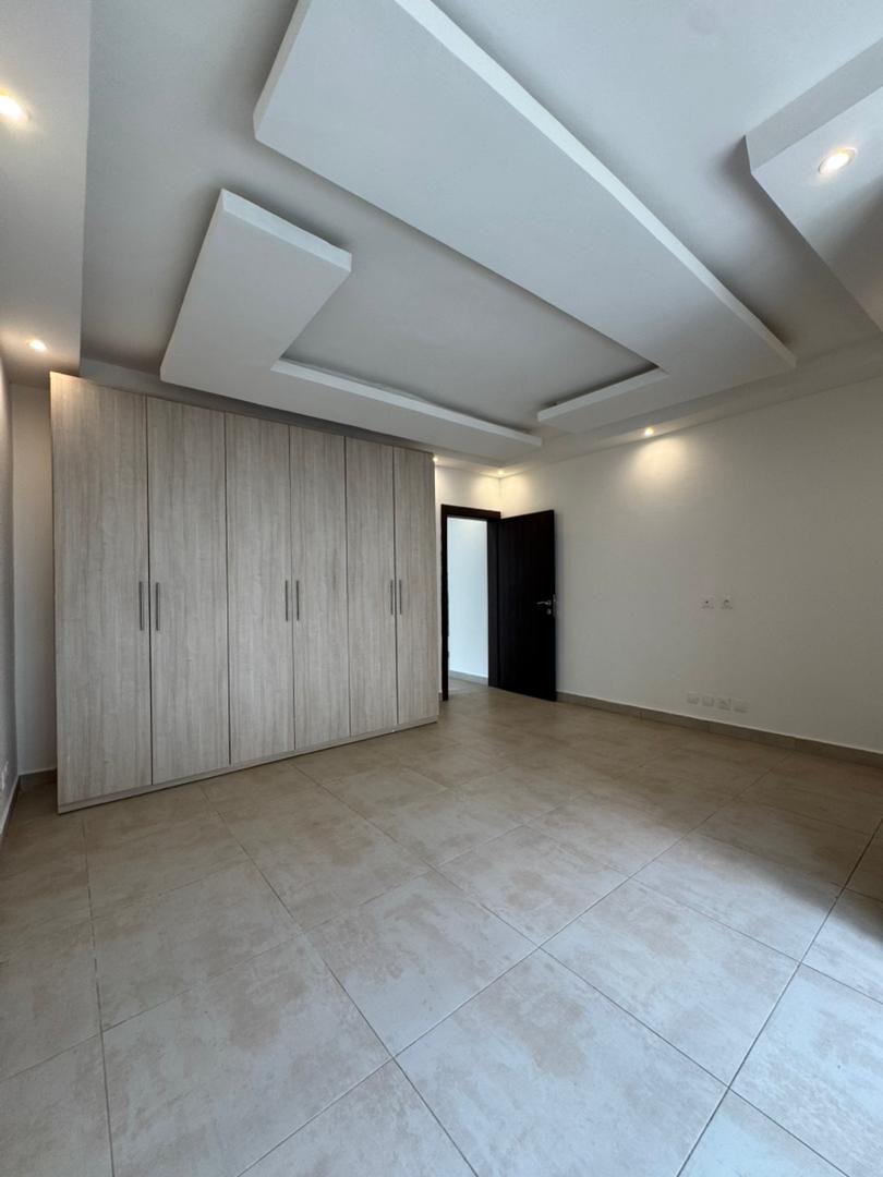 992e4ea3-f595-4044-913b-f5fee5197689