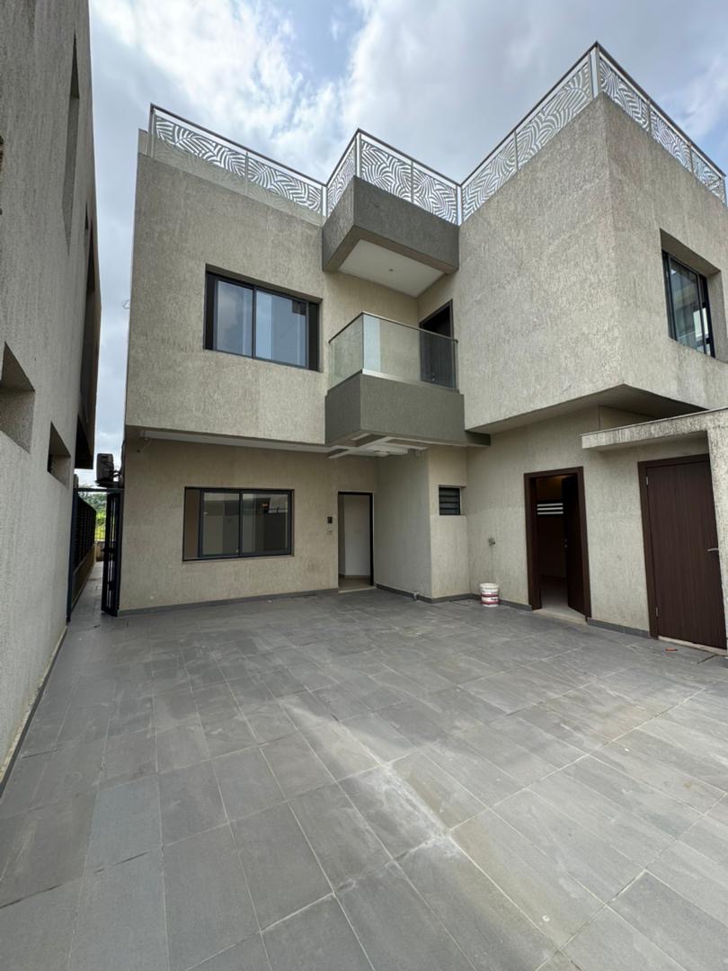 df5dd762-ae3f-4db7-b054-d1947e40b5cf